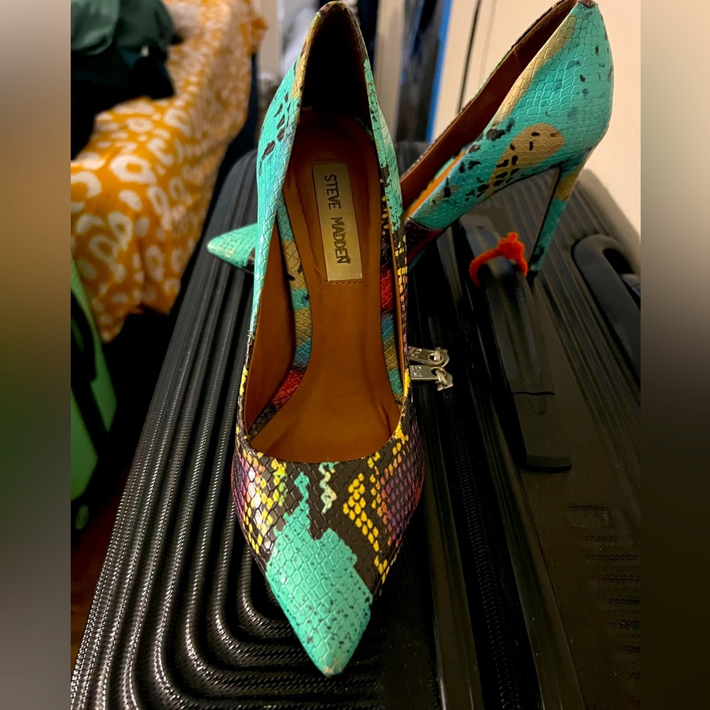 Steve Madden heels